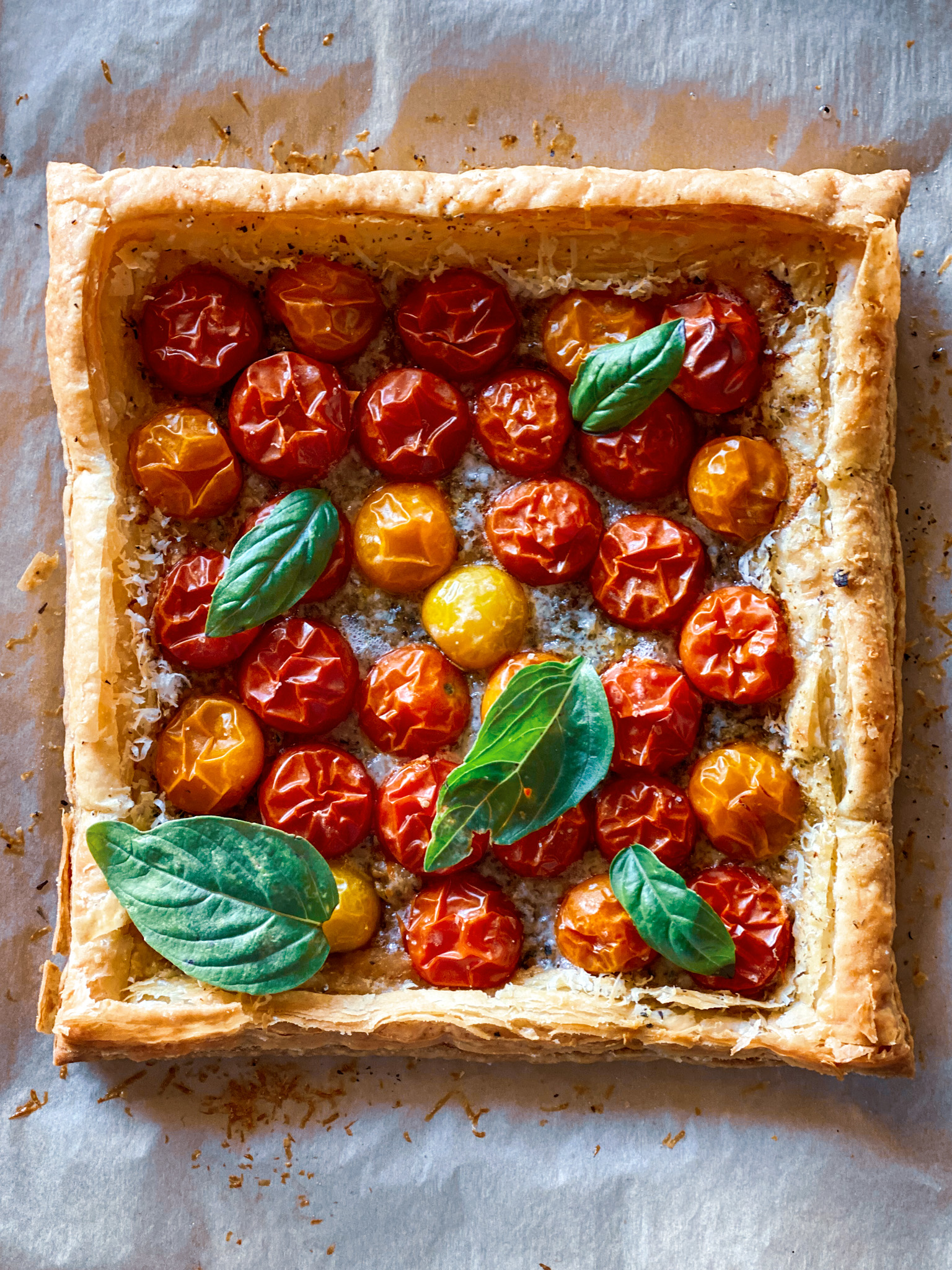 goat cheese tart with tomatoes