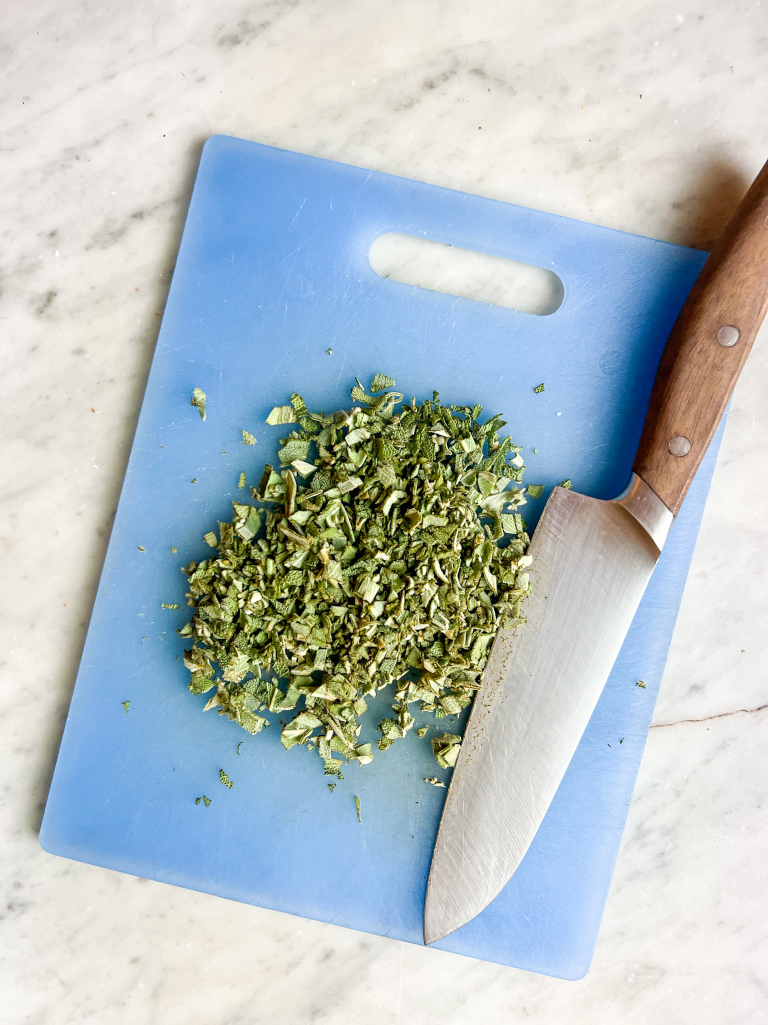 chopped fresh sage for old fashioned thanksgiving dressing recipe