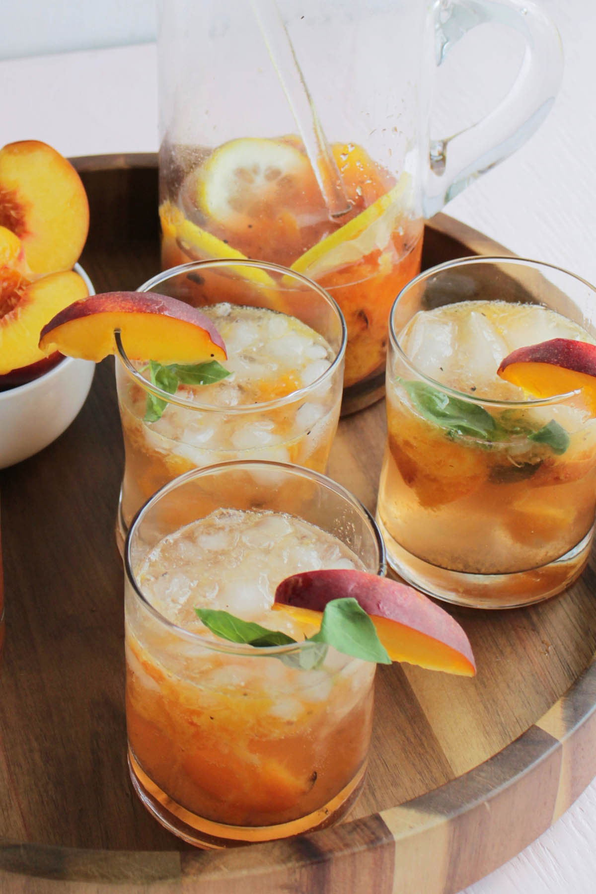 white rum peach cocktail